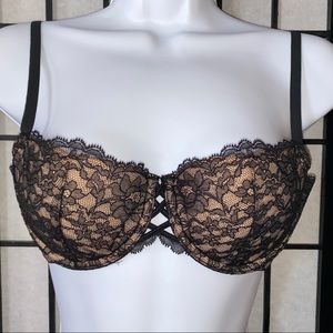 VICTORIA’S SECRET Very Sexy Balconnet Bra 34C